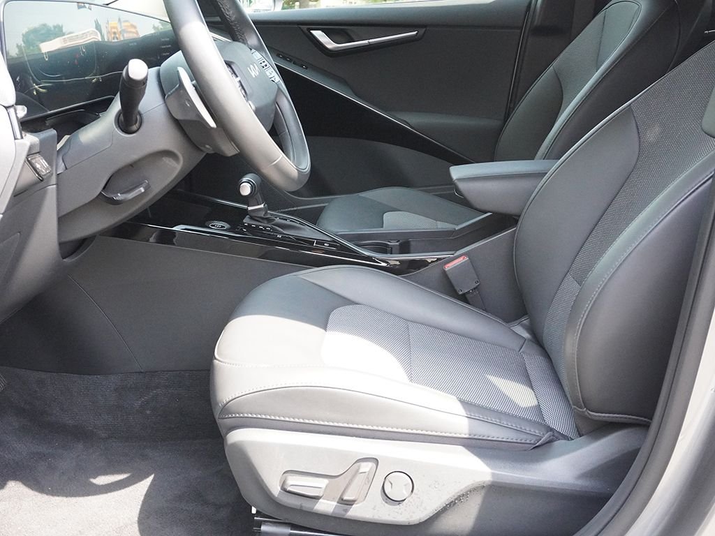 Used 2023 Gray Kia EX image 25