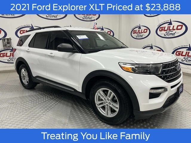 Certified Used 2021 Oxford White Ford XLT image 1
