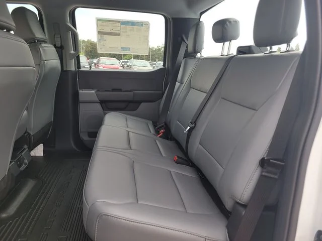 New 2026 Oxford White Ford XL image 14