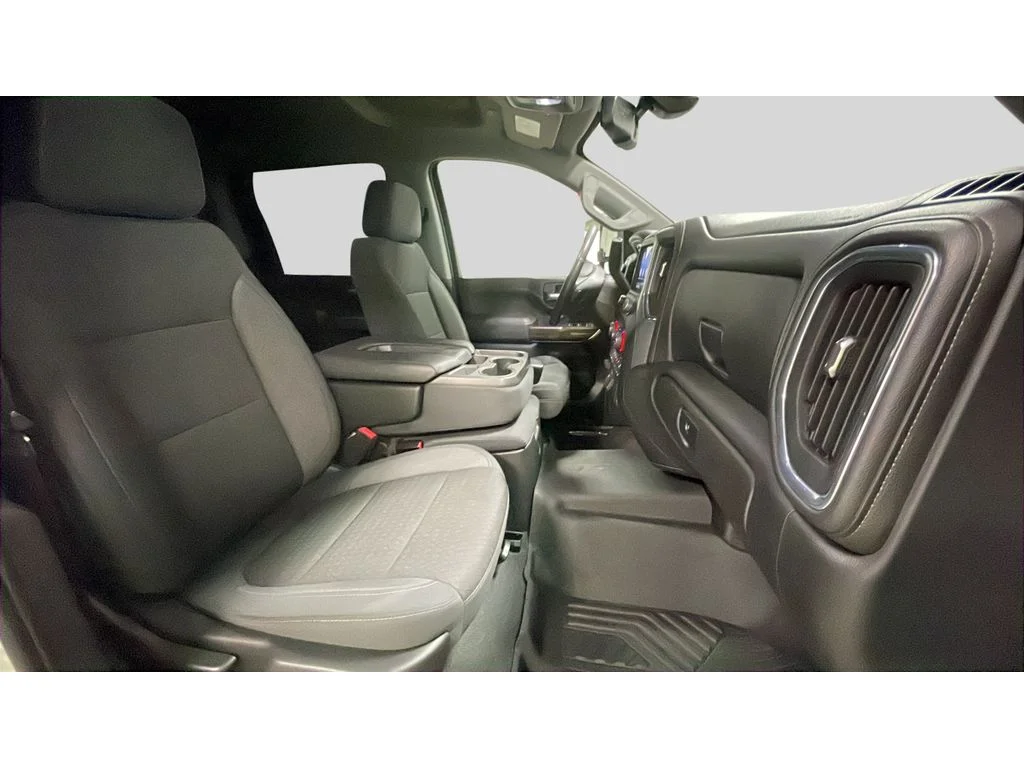Used 2021 Summit White Chevrolet LT image 17