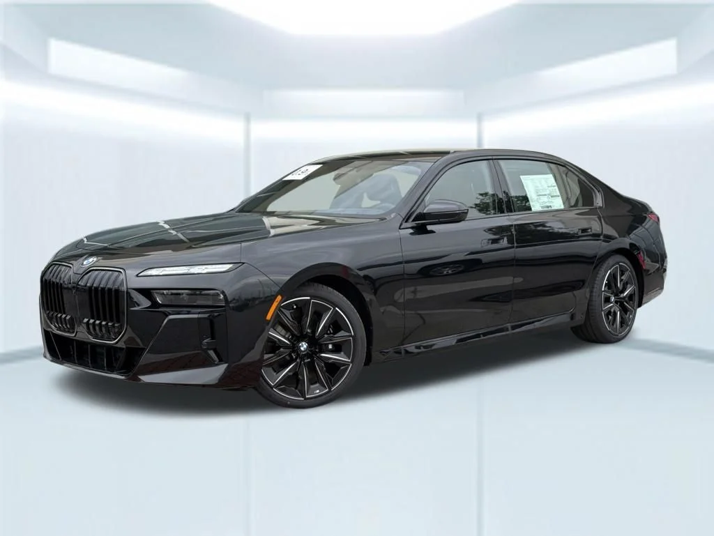 2026 BMW 7 Series 760i xDrive Sedan's photo