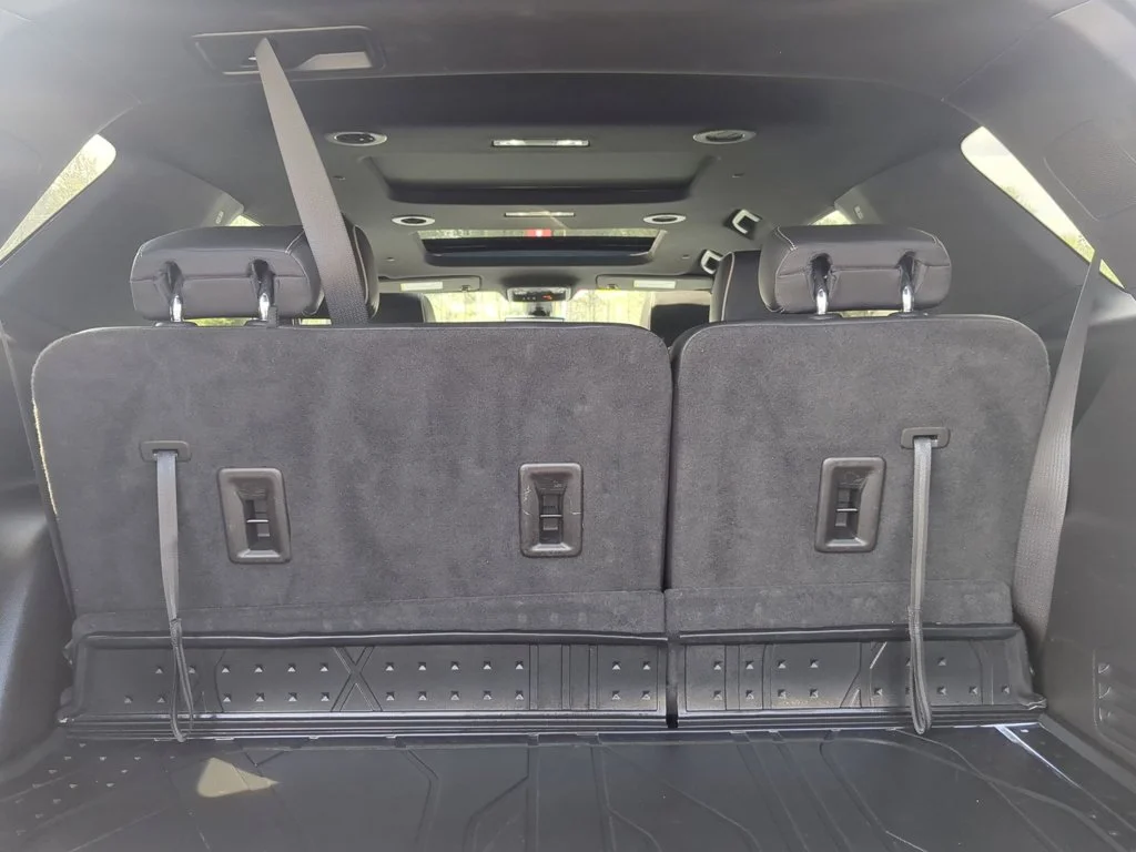 Used 2022 Summit White Chevrolet Premier image 28