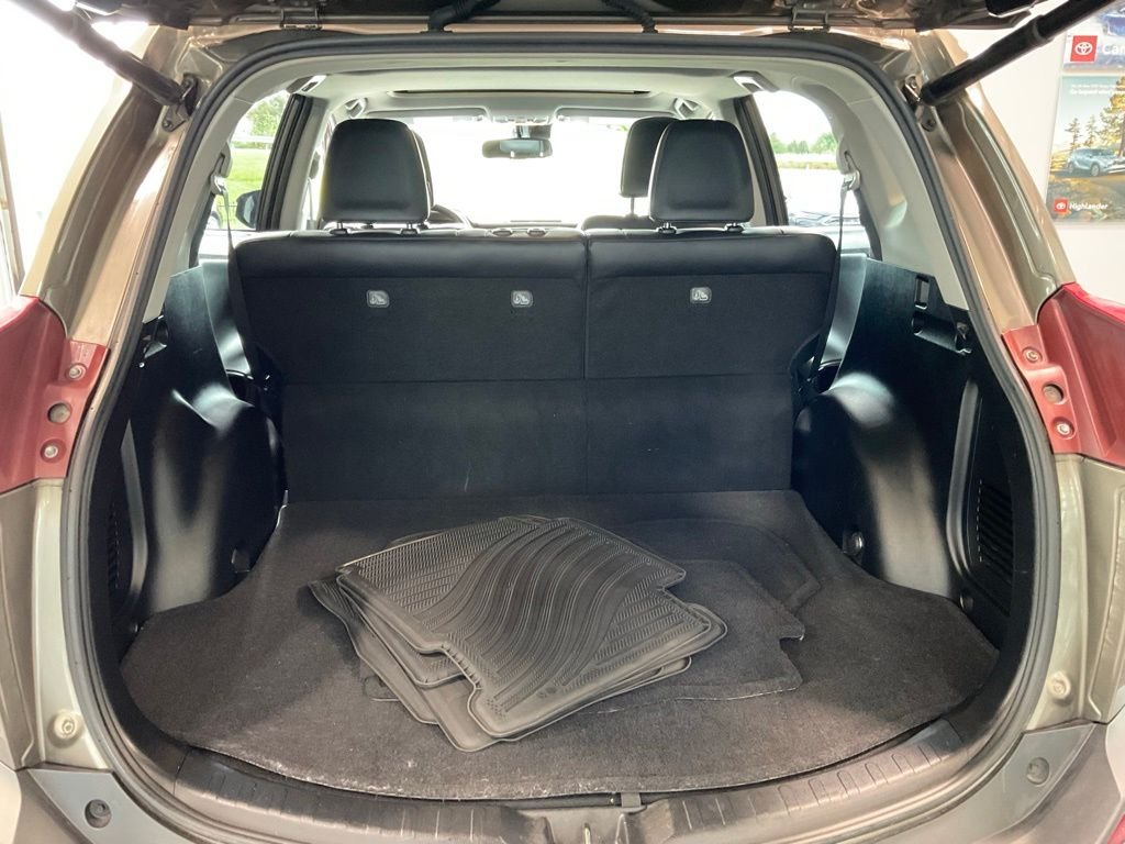 Used 2015 Brown Toyota Limited image 21