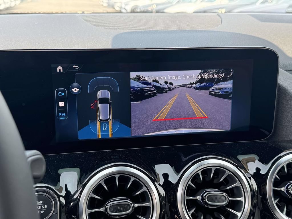 New 2026 Polar White Mercedes-Benz GLA 250 image 27