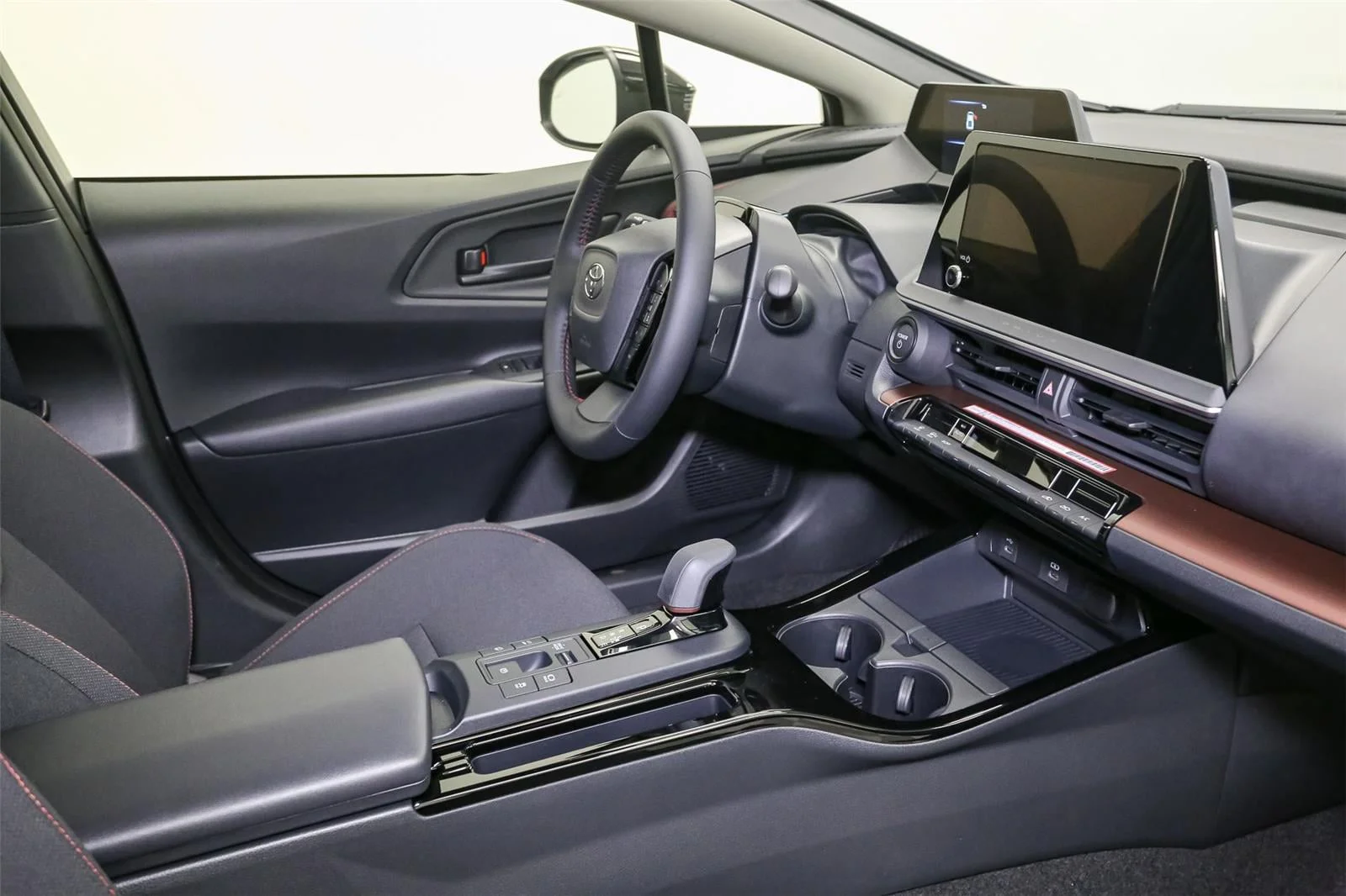New 2026 Midnight Black Metallic Toyota SE image 13