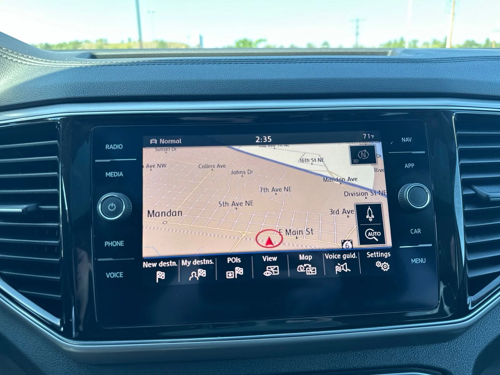 Used 2019 Gray Volkswagen SEL Premium image 70