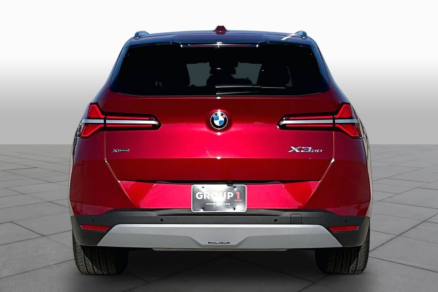 Used 2026 Vegas Red Metallic BMW 30 xDrive image 4