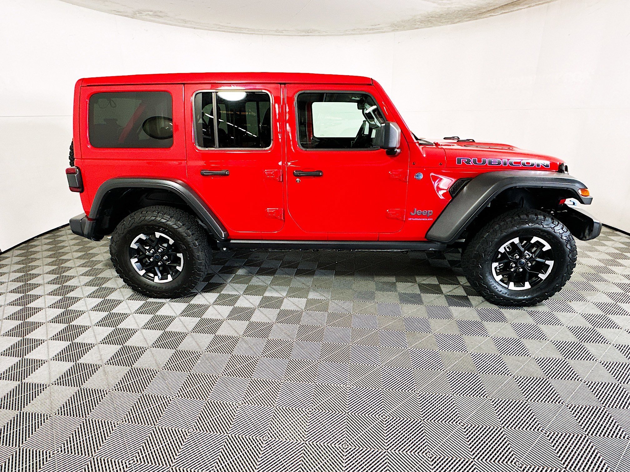 Used 2025 Jeep Wrangler 4xe Rubicon 4XE with VIN 1C4RJXR66SW602678 for sale in Coconut Creek, FL