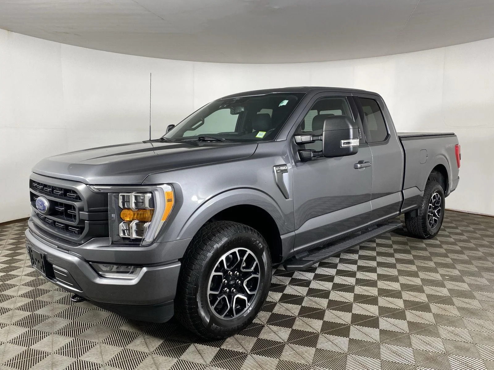 Used 2022 Carbonized Gray Ford XLT image 3