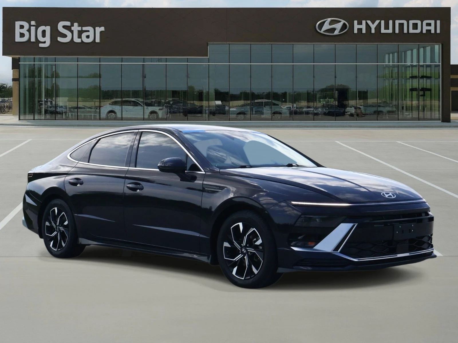 Used 2024 Carbon Blue Hyundai SEL image 6