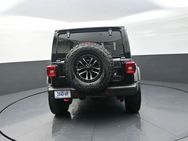 New 2026 Black Clear-Coat Exterior Paint Jeep Rubicon X image 9
