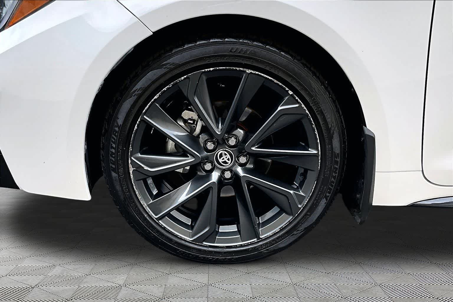 Used 2026 Ice Cap Toyota SE image 11