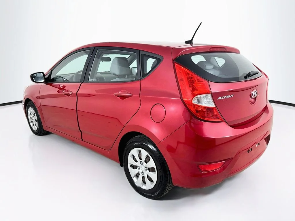 Used 2015 Red Hyundai GS image 5