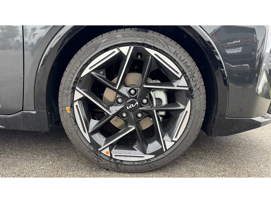 New 2025 Interstellar Gray Kia GT-Line image 34