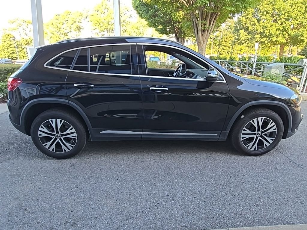 Used 2026 Black Mercedes-Benz GLA 250 image 9