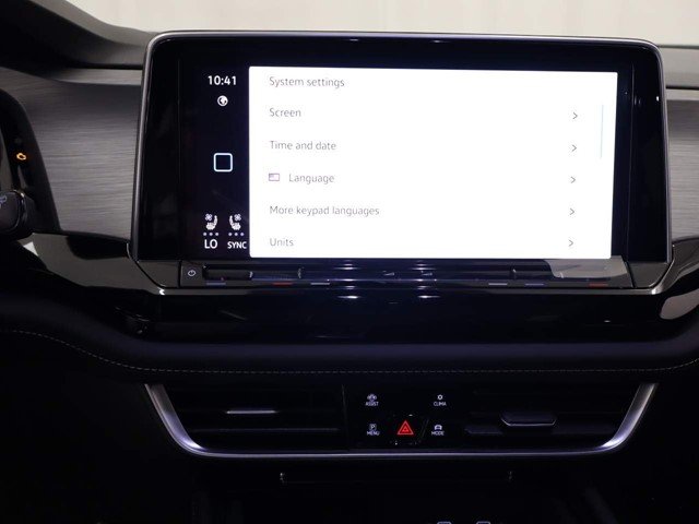 New 2026 Deep Black Pearl Volkswagen 2.0T SE W/TECHNOLOGY image 11