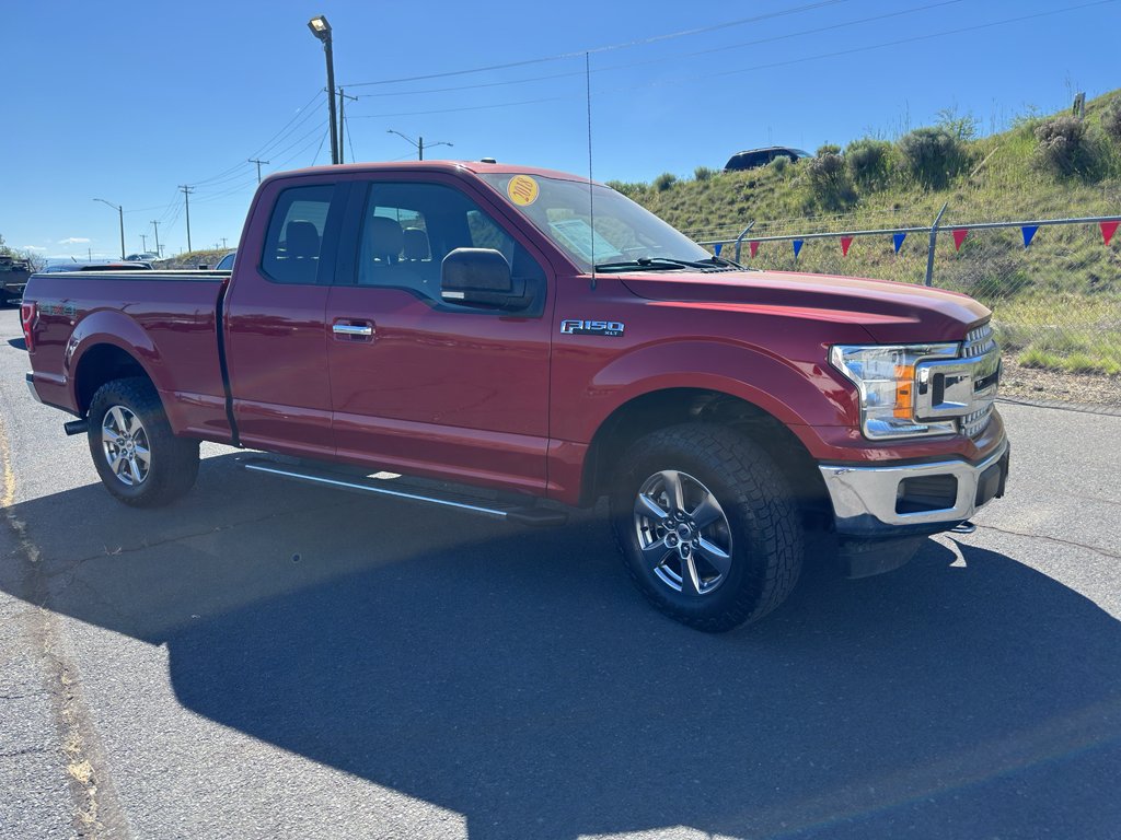 Used 2018 Red Ford XLT image 9