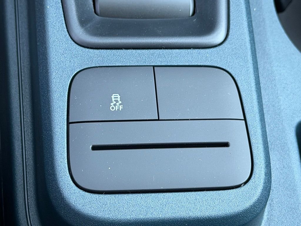 New 2026 Carbonized Gray Metallic Ford XLT image 18