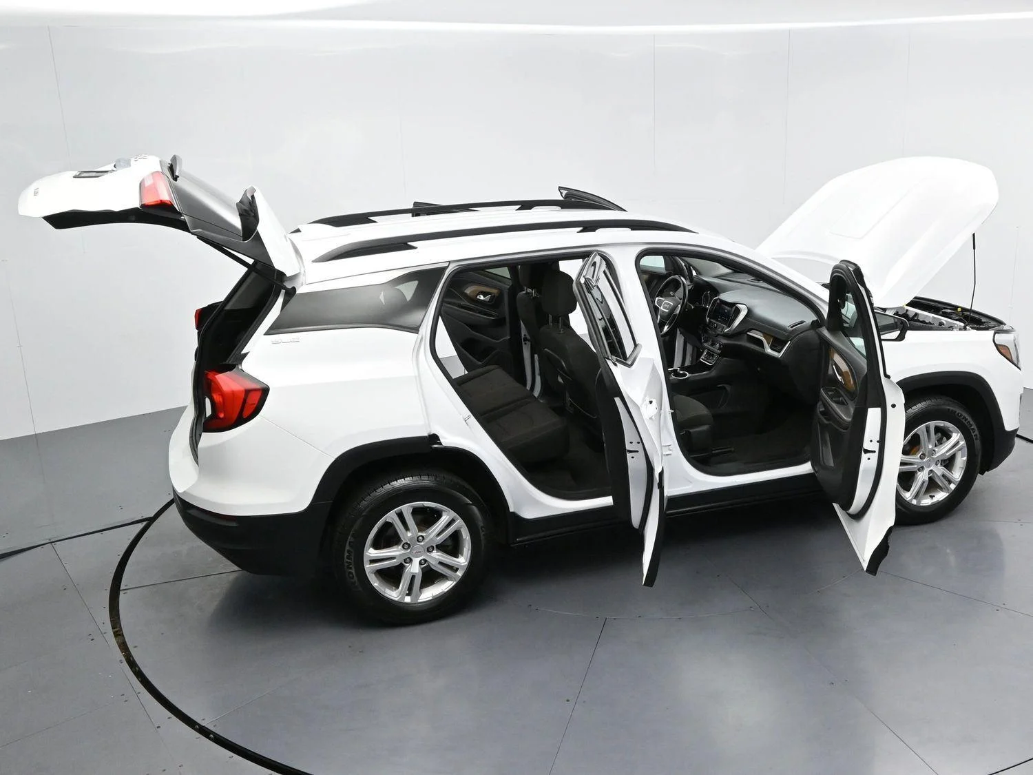 Used 2020 Summit White GMC SLE image 40