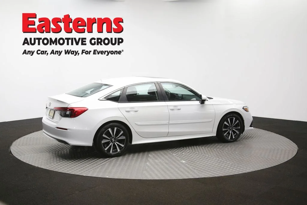 Used 2024 White Honda EX image 41