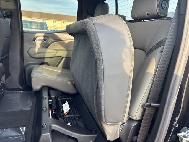 2026 Chevrolet Colorado ZR2 - Photo 35