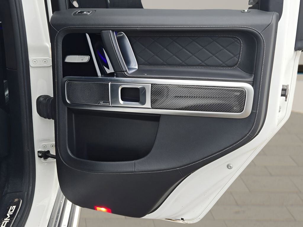 Used 2020 White Mercedes-Benz 4MATIC® image 16