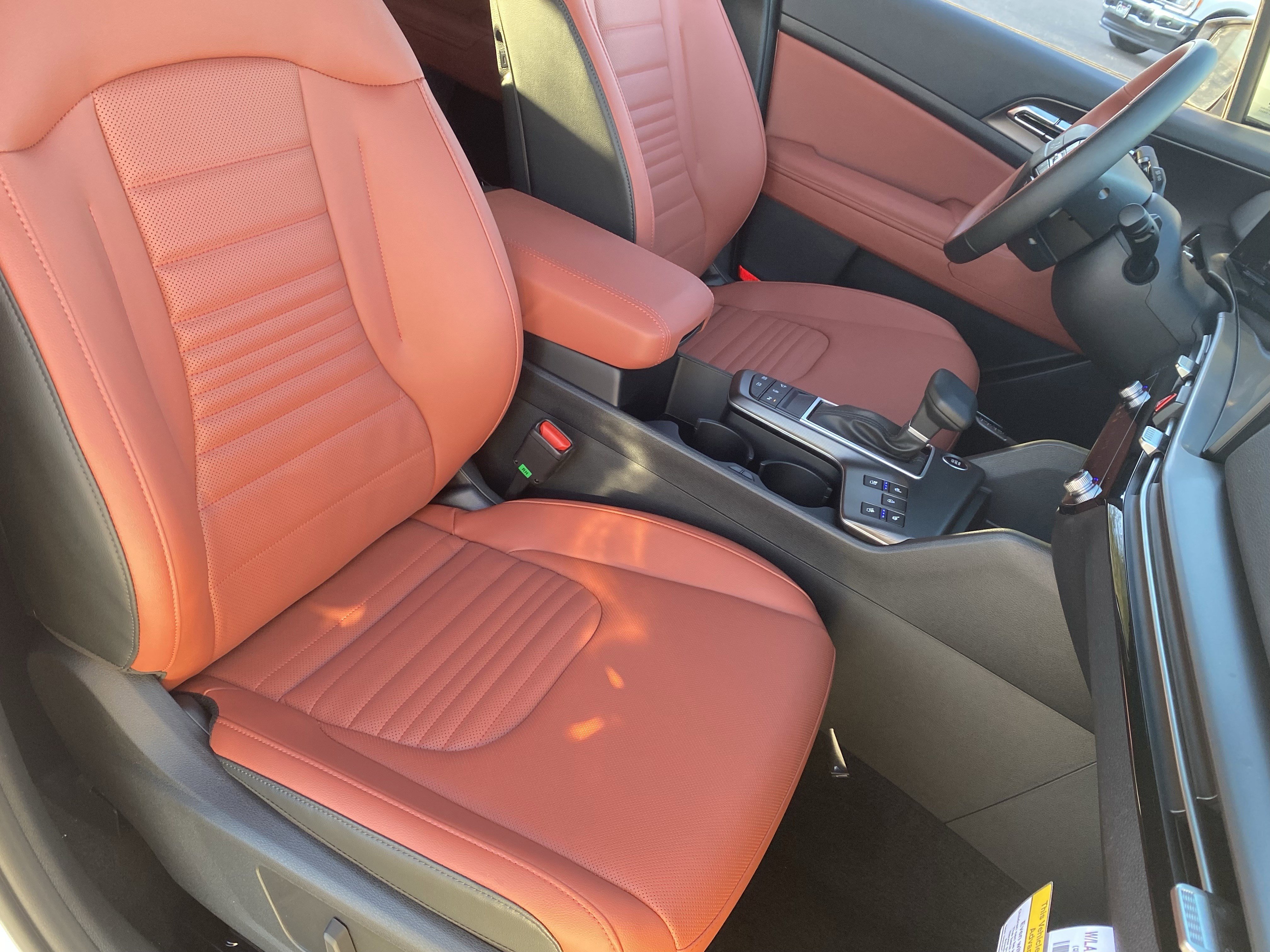 New 2026 Glacial White Pearl Kia SX Prestige image 8