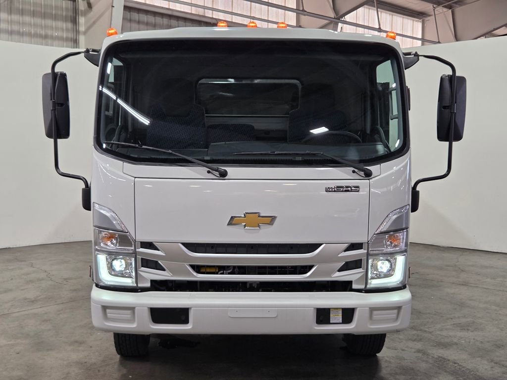 2026 Chevrolet Low Cab Forward 4500 Gas 176" WB Regular Cab's photo