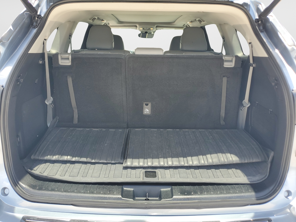 Used 2022  Toyota Platinum image 9