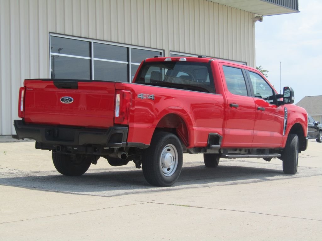 Used 2023 Red Ford XL image 3