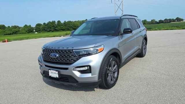 Used 2024 Silver Metallic Ford XLT image 3