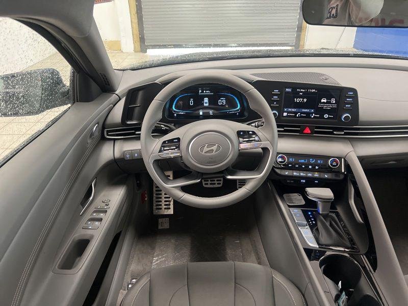 New 2026 Black Hyundai SEL Sport image 31