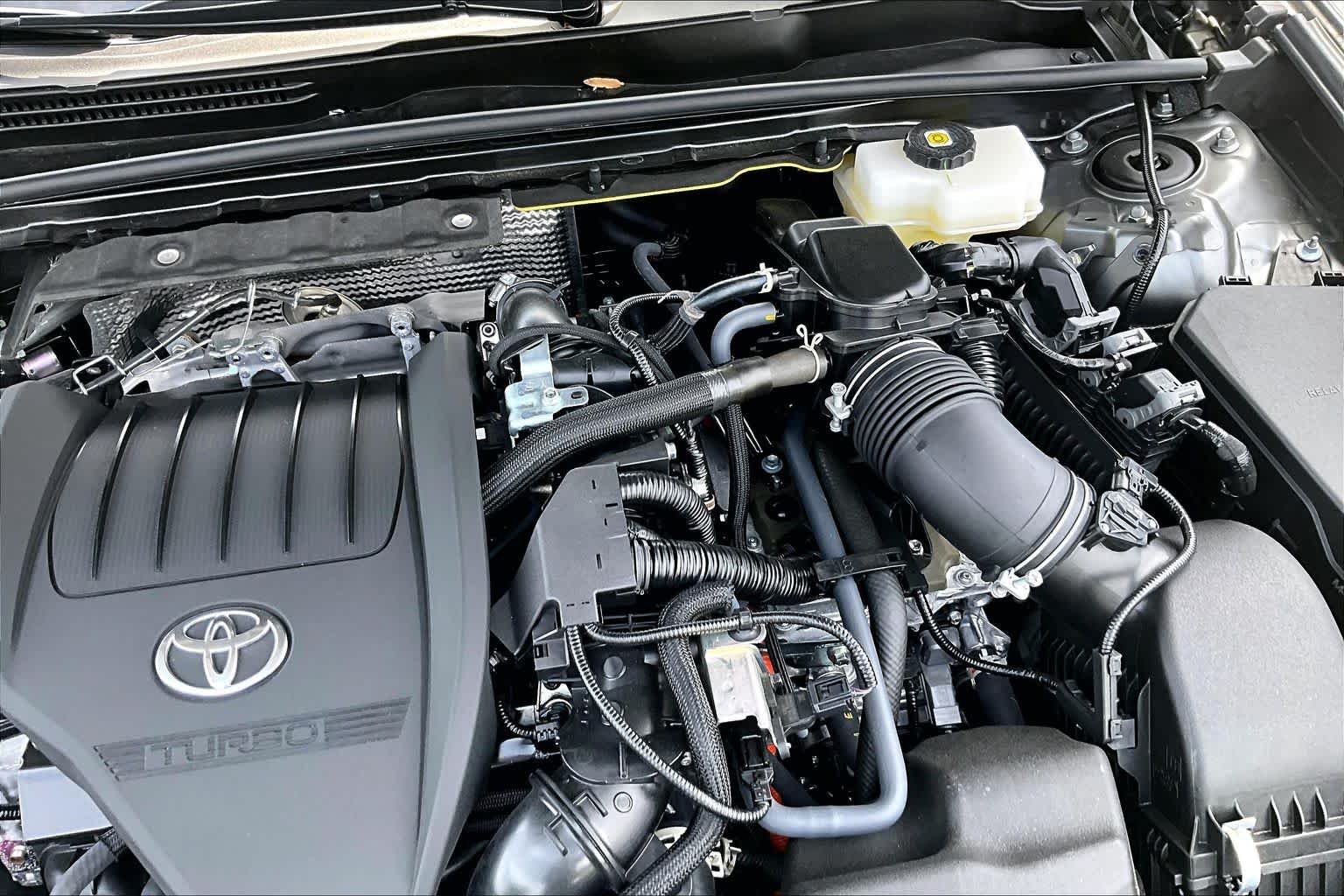 2026 Toyota Crown Platinum - Photo 33
