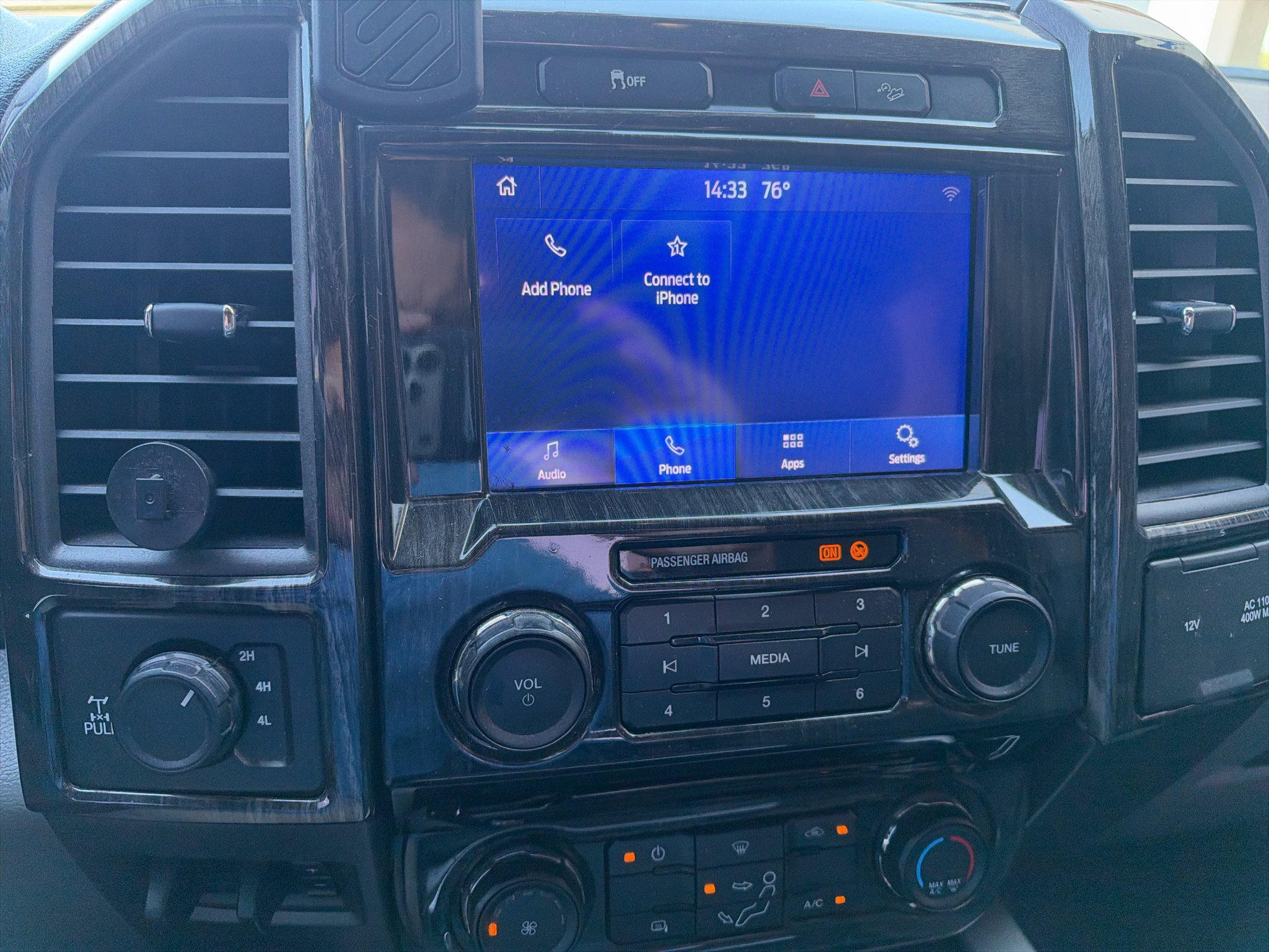 Used 2020 Velocity Blue Metallic Ford XL image 16