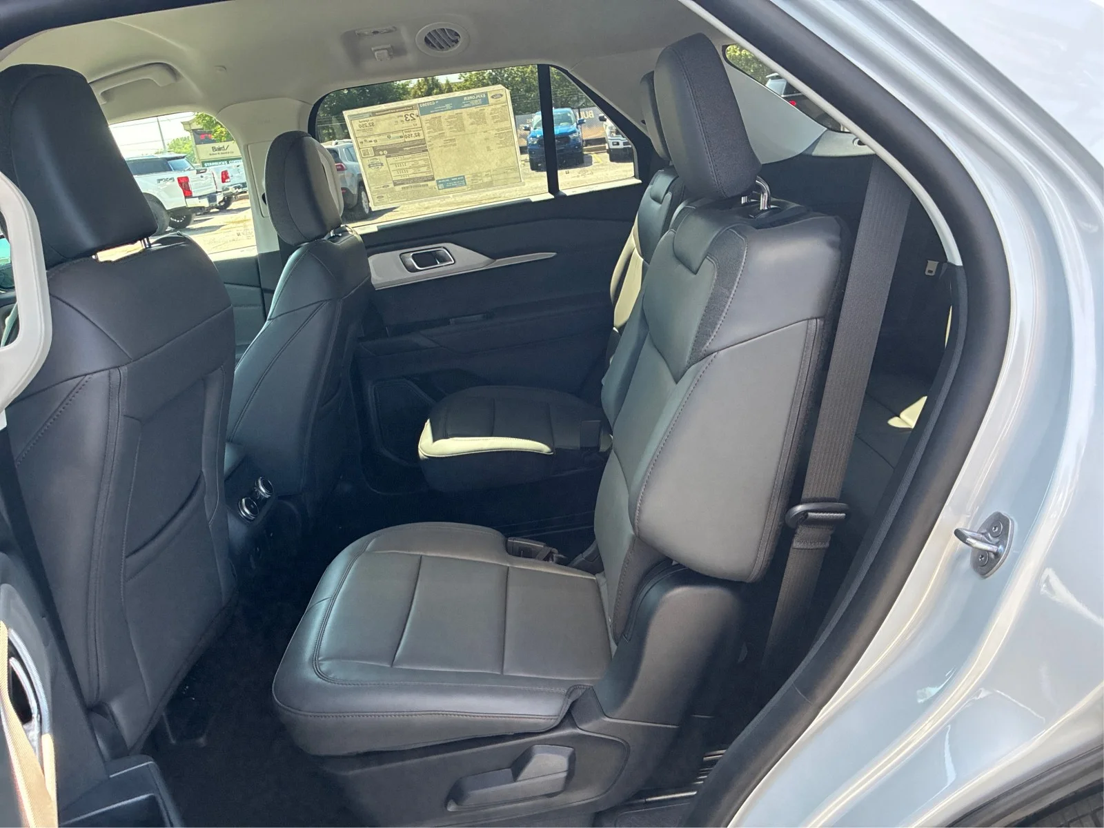 New 2026 Space White Metallic Ford Active image 10
