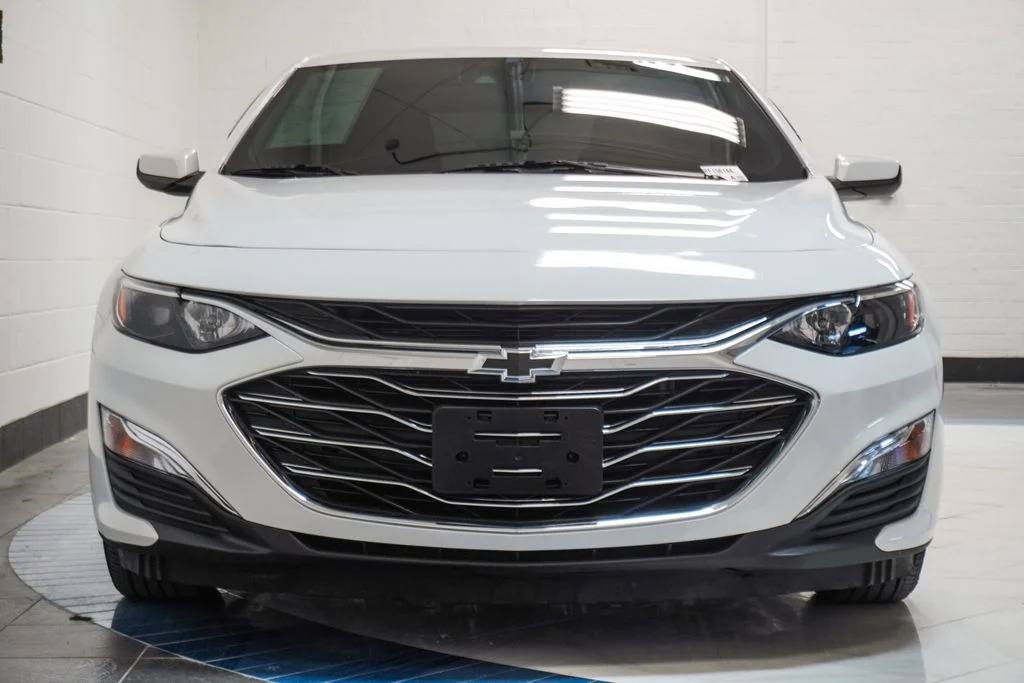 Used 2024 White Chevrolet LS image 33