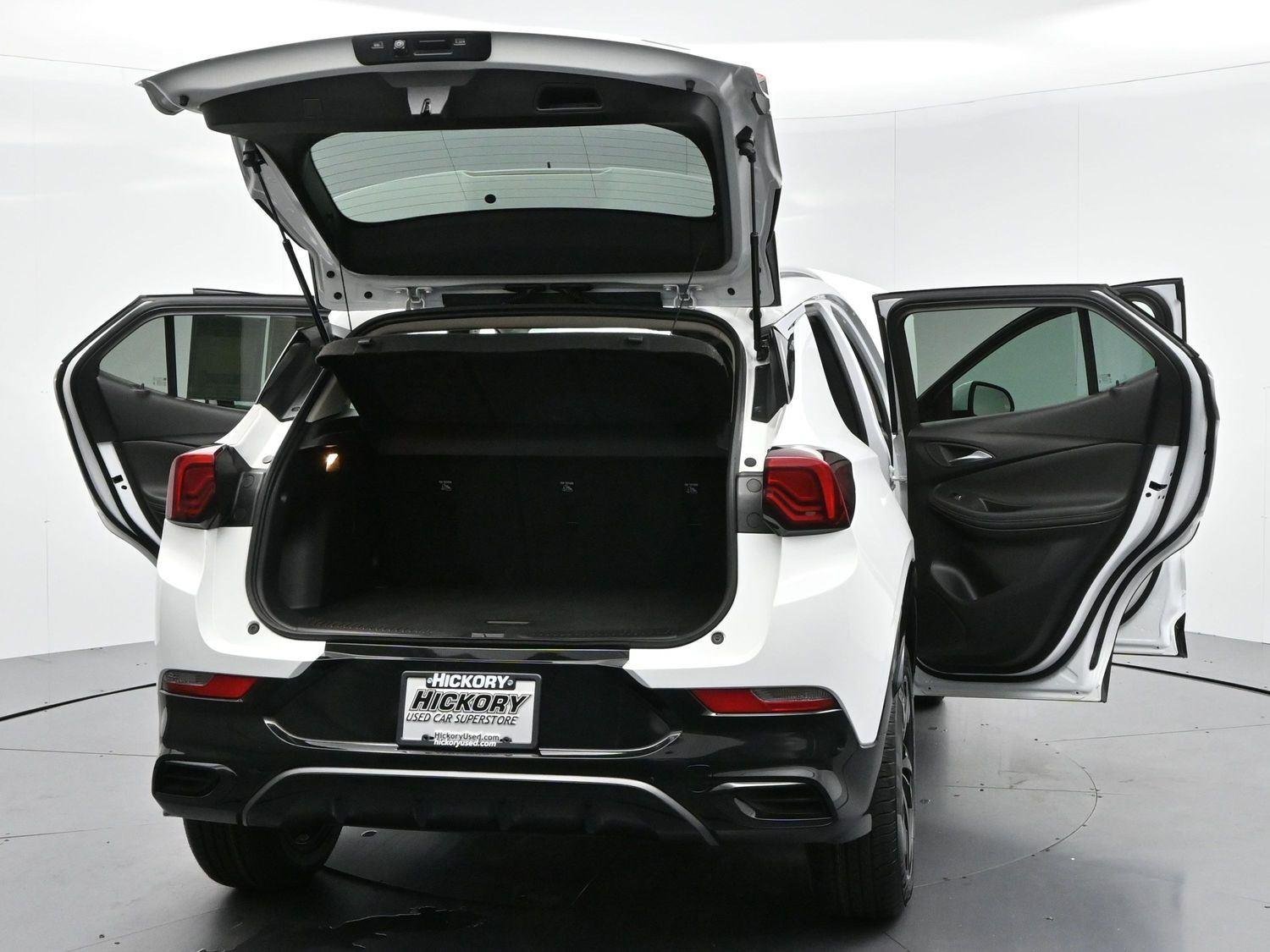 Used 2024 Summit White Buick Sport Touring image 39