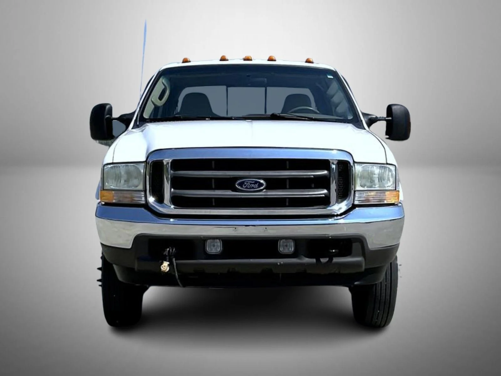 Used 2004 White Ford Lariat image 2