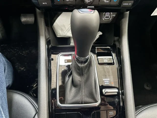 New 2026 Hydro Blue Pearlcoat Jeep Altitude image 21