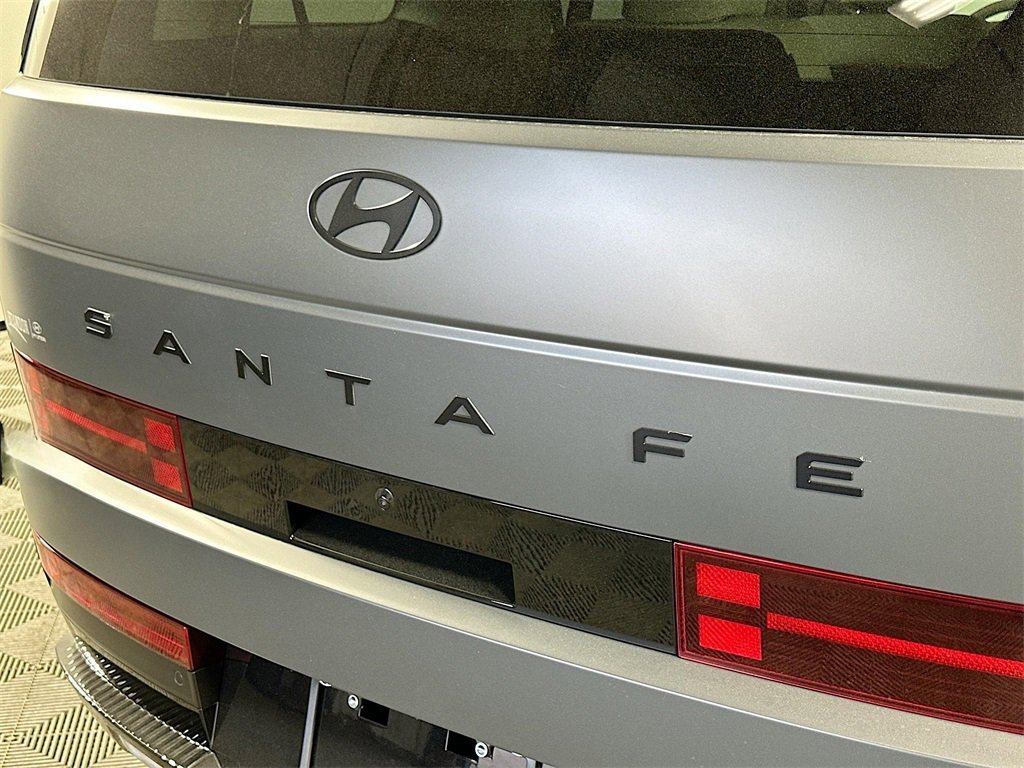 Used 2025 Gray Hyundai Calligraphy image 18