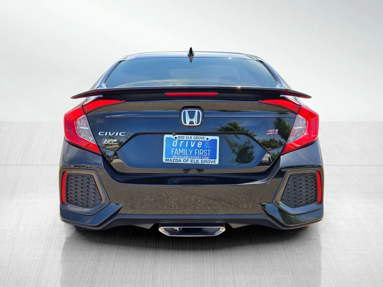 Used 2018 Crystal Black Pearl Honda Si image 5