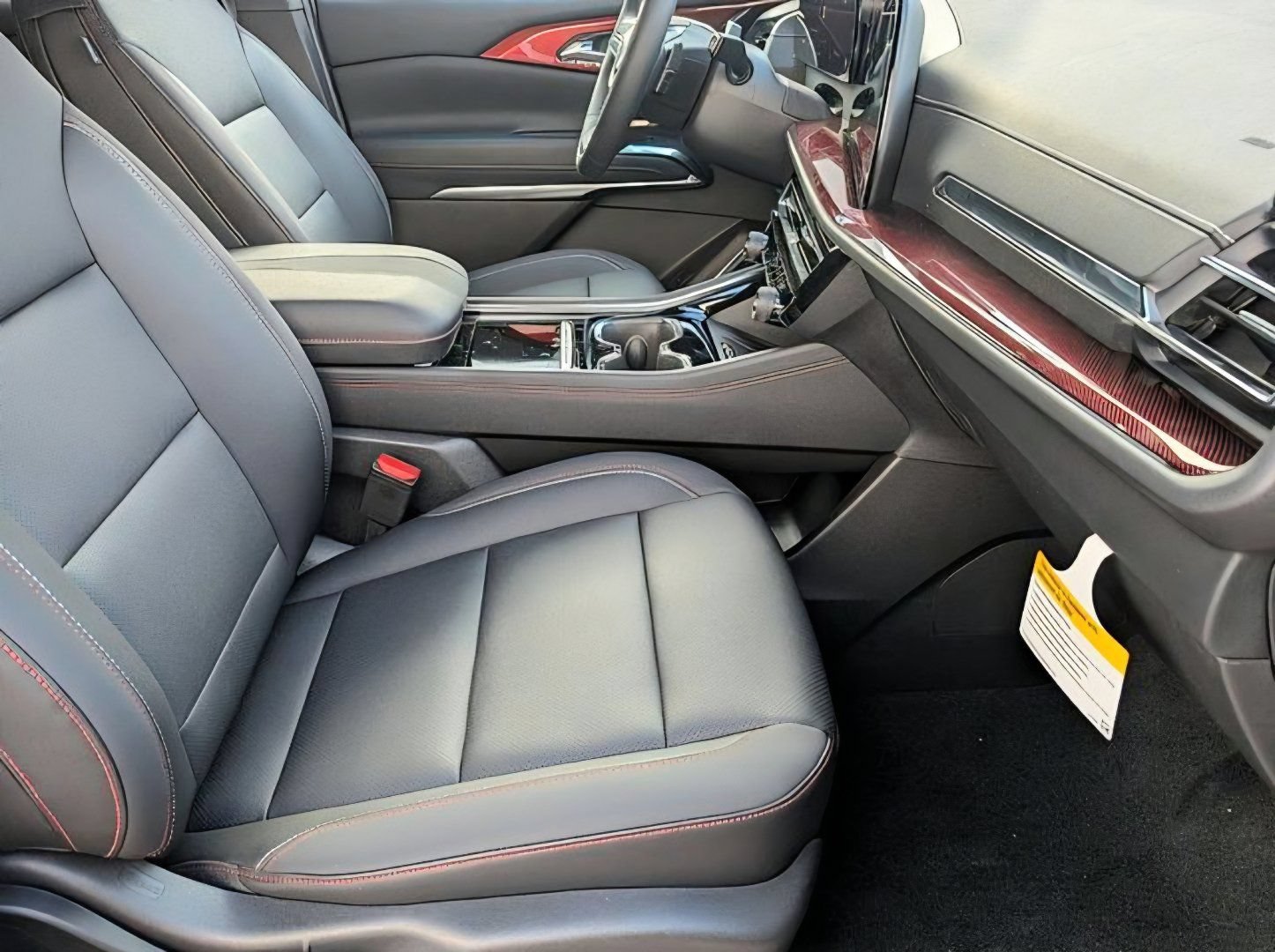 2026 Chevrolet Traverse Z71 - Photo 13