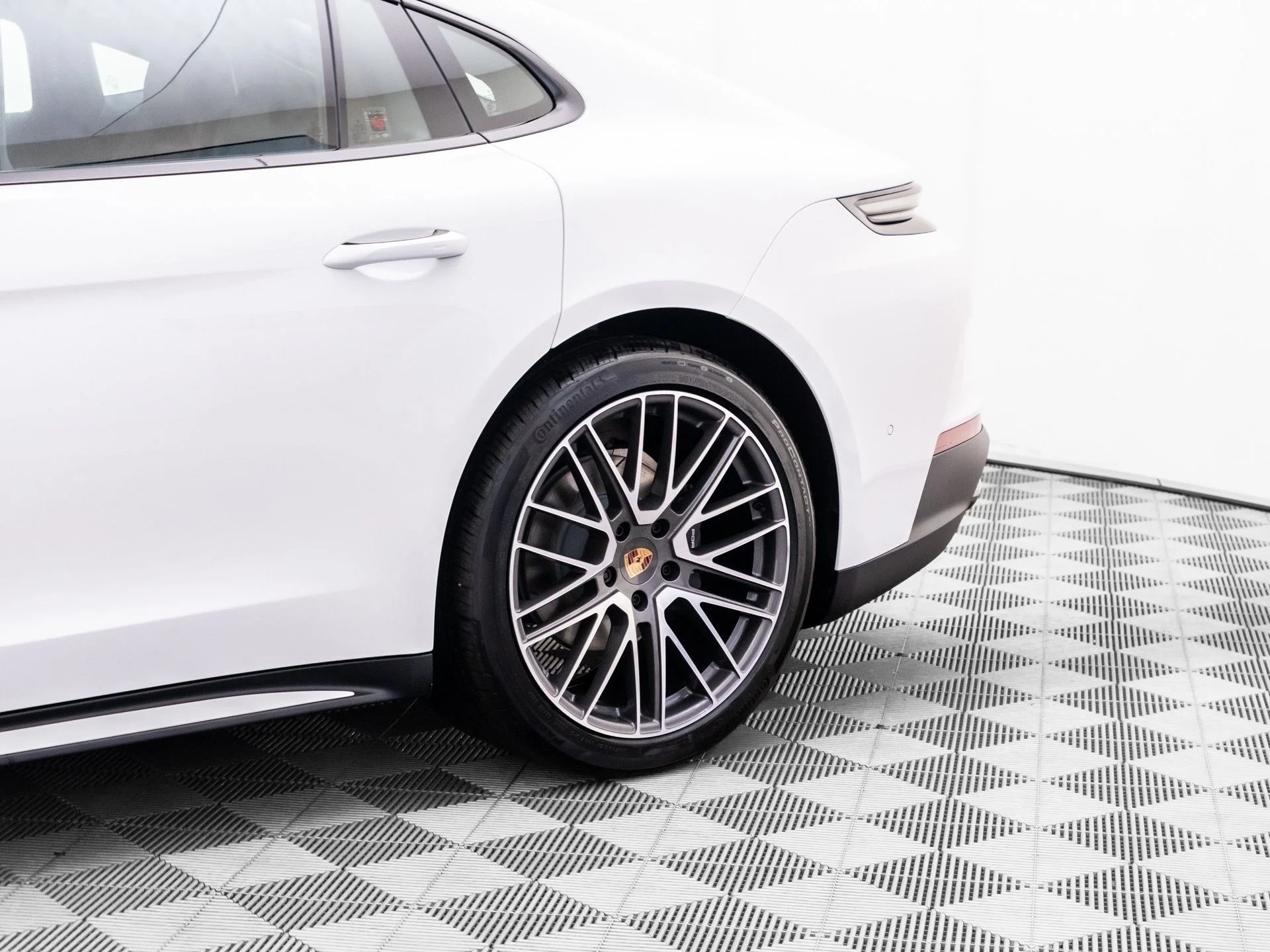 New 2026 White Porsche 4 image 35