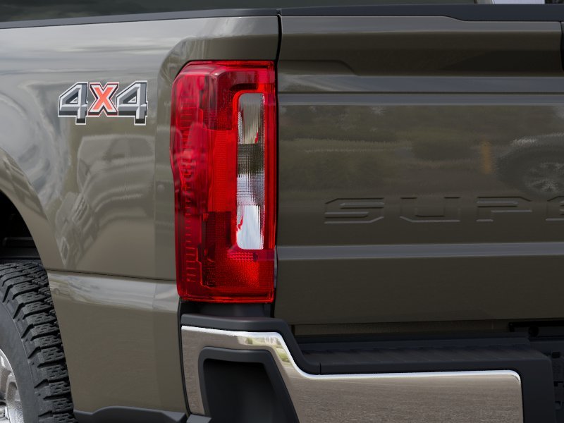 New 2027 Marsh Gray Metallic Ford F-250® XLT image 21