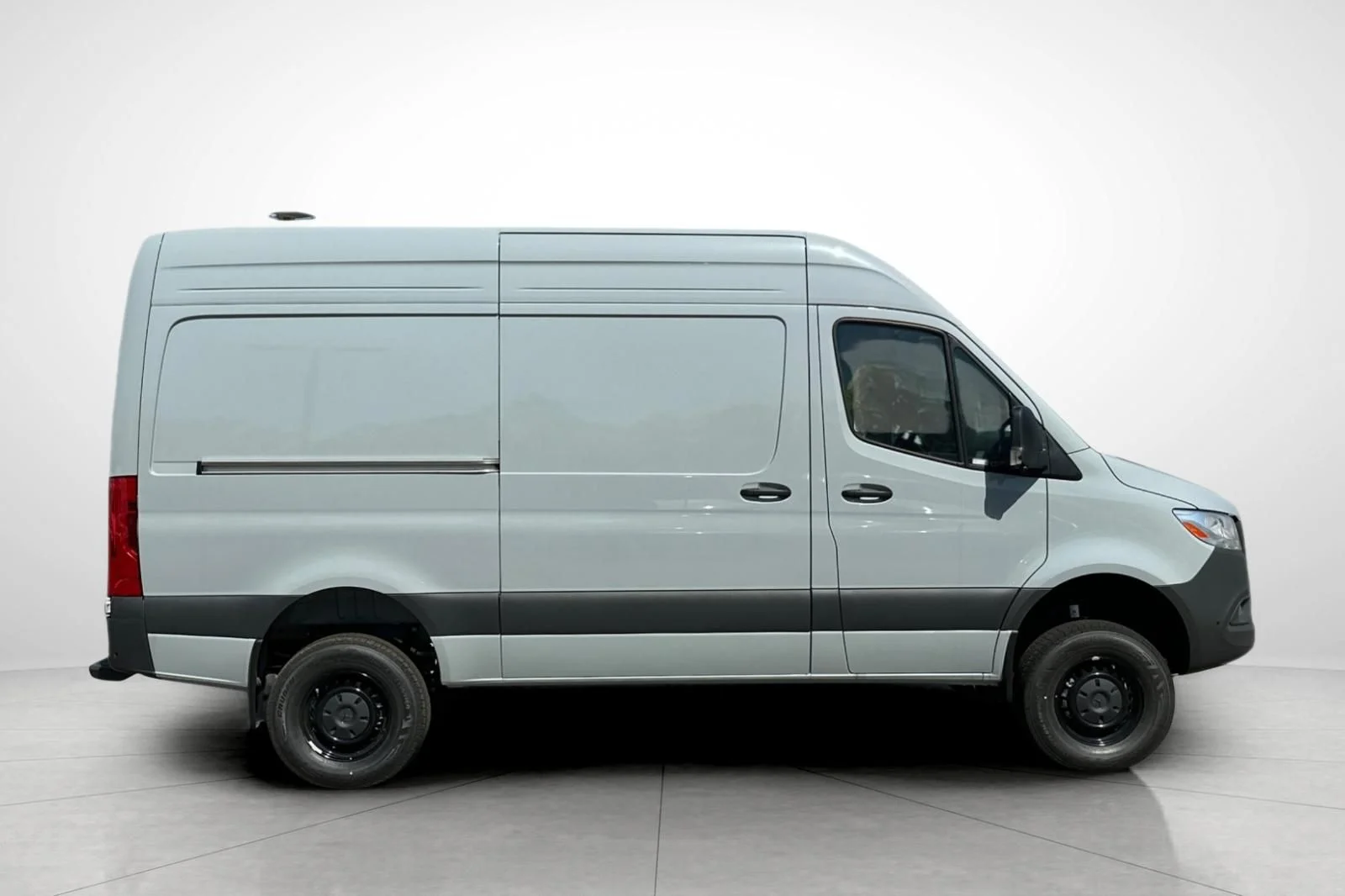 New 2026 Gray Mercedes-Benz Cargo 144 WB image 28