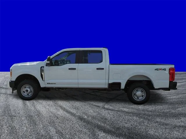 New 2026 Oxford White Ford F-250® XL image 7