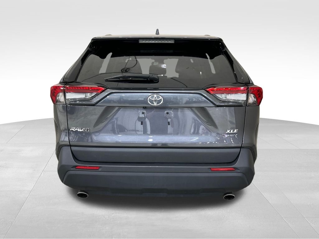 Used 2025 Gray Toyota XLE image 4