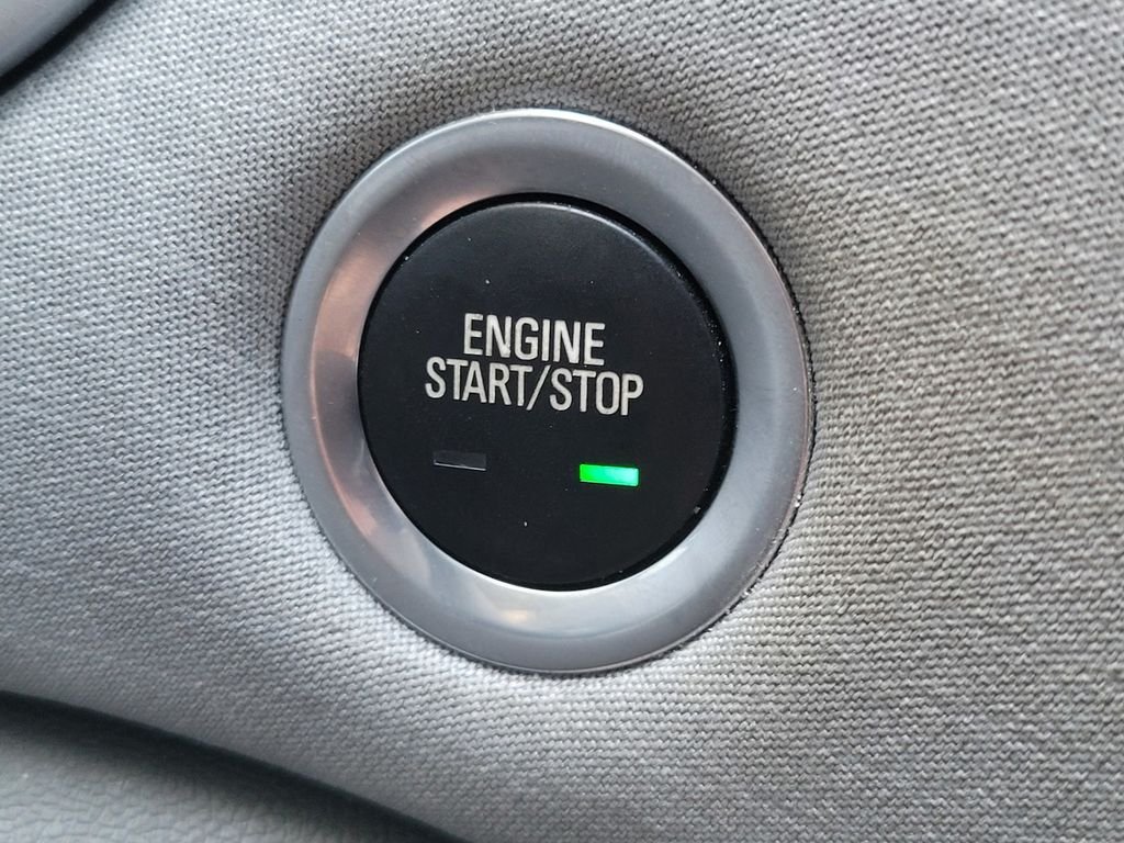 Used 2022 Gray Chevrolet LT image 23