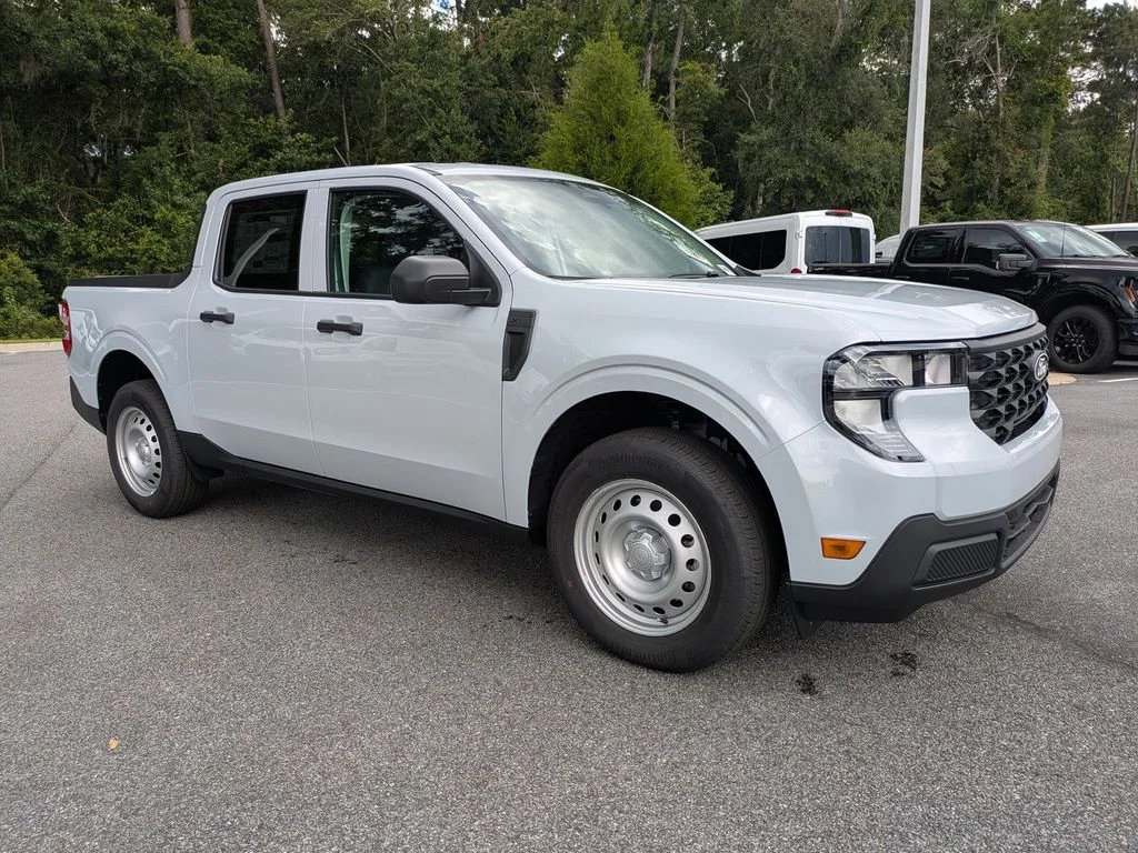 New 2026 Space White Metallic Ford XL image 2