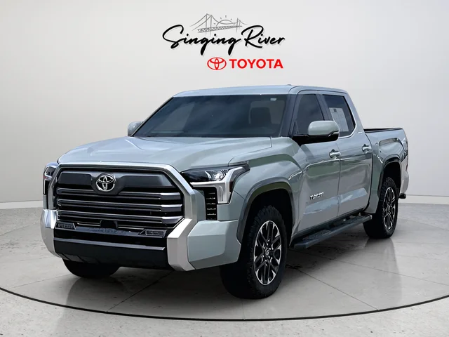 Used 2026 Green Toyota Limited image 3